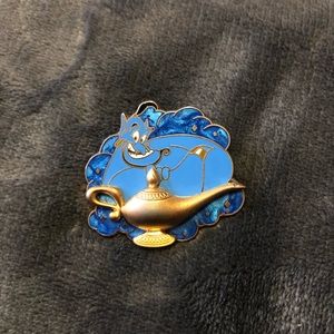 Disney pin ✨